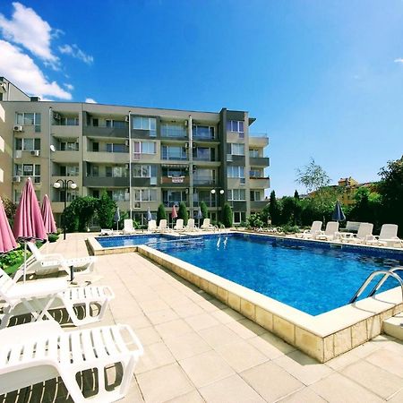 Seaview Apartment Butterfly Pantai Sunny Luaran gambar