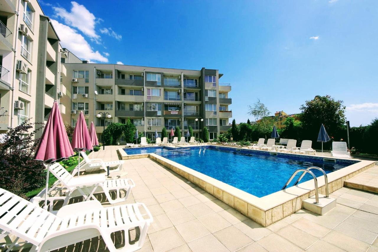 Seaview Apartment Butterfly Pantai Sunny Luaran gambar